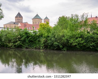 View over Hase river, cathedral and other old town buildings, Osnabrueck, Lower Saxony, Germany