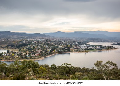 Lake Jindabyne Images Stock Photos Vectors Shutterstock