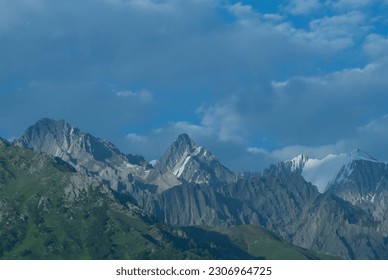 View of Pir Panjal ranges in the Himalayas from Sonamarg, Kashmir, India. - Shutterstock ID 2306964725