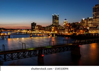 36 Station square pittsburgh Images, Stock Photos & Vectors | Shutterstock