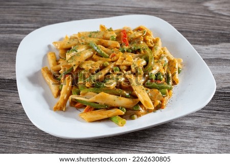 A view of a plate of rasta pasta.