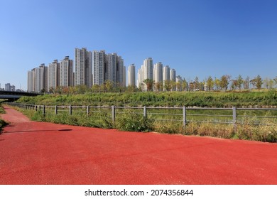 The View Of The Promenade In The New City Park - Unjeong New Town, Korea