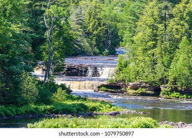 Tahquamenon Falls Images Stock Photos Vectors Shutterstock