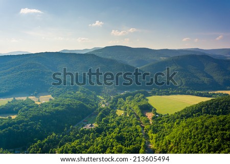 View from Seneca Rocks, Monongahela National Forest, West Virginia.