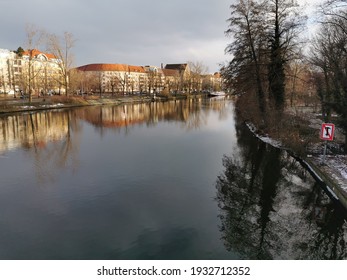 View of the Spree in Berlin in winter. - Shutterstock ID 1932712352