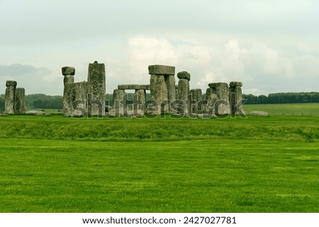 View of Stonehenge with supporting stone and tenons as well as other cuboids