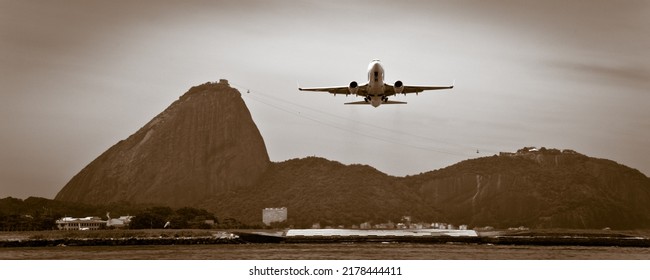 View of the Sugar Loaf from a boat at Baia de Guanabara in Rio de Janeiro - Shutterstock ID 2178444411