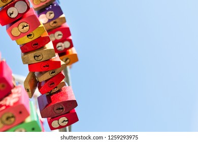 View of the three rows of hanging locks on the crossbar.