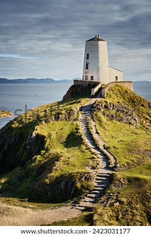 View of Twr Mawr Lighthouse. Ynys Llanddwyn, Anglesey, Wales, Europe. 