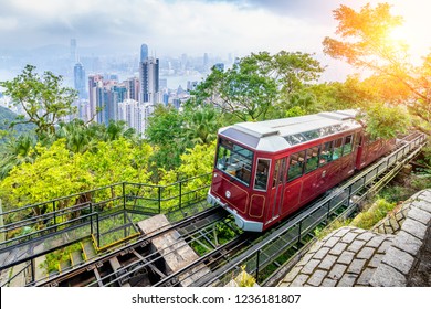 716 Hong Kong Victoria Peak Tram Images, Stock Photos & Vectors ...