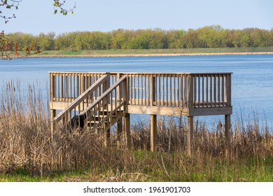 Viewing Platform On Lake Shoreline Sue Stock Photo 1961901703 ...