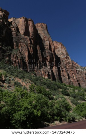 Views along the drive to the Mount Carmel tunnel - Zion National park