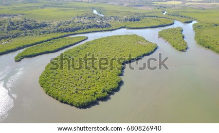 Views of new caledonia / River estuary / Port Laguerre