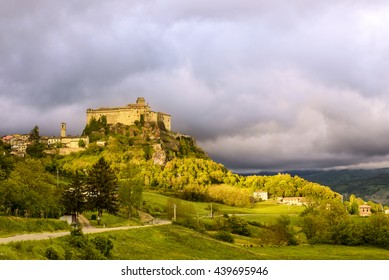 224 Bardi castle Images, Stock Photos & Vectors | Shutterstock