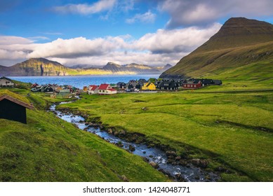 1,289 Kalsoy island Images, Stock Photos & Vectors | Shutterstock