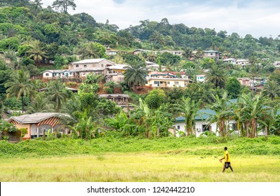 Village Of Limbe In Cameroon, West Africa. African Villagers In Cameroon.