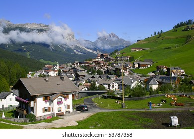 San Cassiano Village Images Stock Photos Vectors Shutterstock