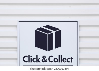 Villefranche, France - July 10, 2021: Click And Collect Logo On A Wall. Click And Collect Is A Service Allowing Consumers To Order Online And Then Pick Up Their Item In A Store