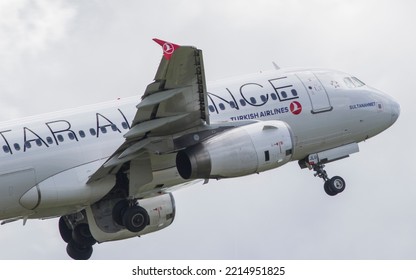 VILNIUS, LITHUANIA – JULY, 2022: Turkish Airlines Star Alliance Livery Airbus A319-100 TC-JLE SULTANAHMET. Star Alliance Is The World's Largest Global Airline Alliance.