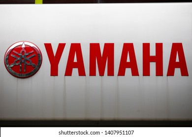 Yamaha Music Images Stock Photos Vectors Shutterstock
