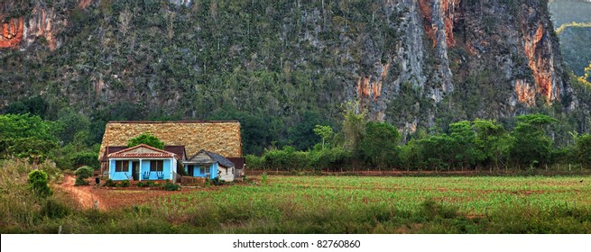  Vinales Valley, Cuba.