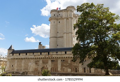 The Vincennes Castle Was At The Heart Of The French Monarchy Until 1682 When Louis XIV Chose To Settle In Versailles.The Keep Was Used As A Prison: Fouquet, Marquis De Sade And Mirabeau Were Held Here