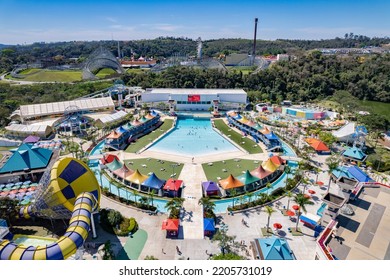 Vinhedo, Sao Paulo, Brazil. September 23 2022: Wet N Wild Water Park Located Next To Bandeirantes Highway.