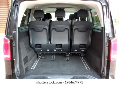 33 Sprinter open trunk Images, Stock Photos & Vectors | Shutterstock