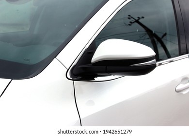 Vinnytsia, Ukraine; March 24, 2020. Toyota Highlander Left Rearview Mirror. Editorial Photo.