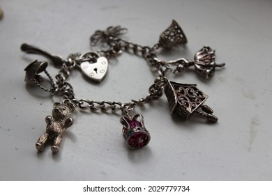 Vintage 1970s Silver Charm Bracelet