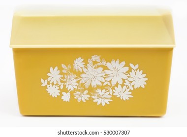 Vintage 1970s Yellow Plastic Recipe Box. Closed.