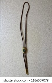 Vintage Arrowhead Bolo Tie