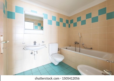 70s Bathroom Images Stock Photos Vectors Shutterstock