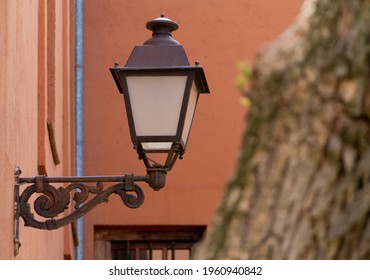 A Vintage Black Gothic Street Wall Lantern