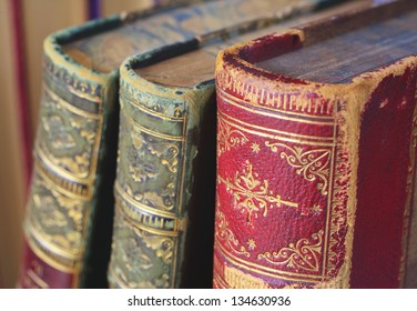 Vintage Books, Close Up