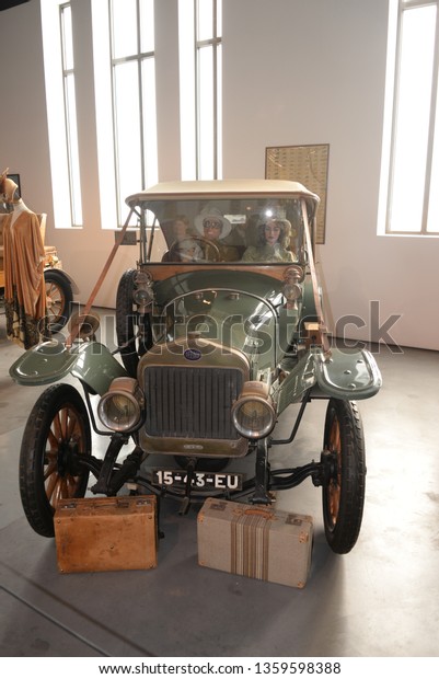 Vintage car in the Automobile Museum in\
Malaga, Malaga province, Spain, 6th February\
2019