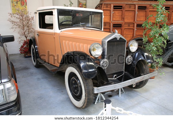 Vintage car\
Mathis type 99 of the year 1933, French car maker, Bossaert Museum\
in Lo-Reninge, Belgium,\
09-03-2020