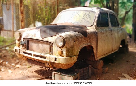 Vintage Car Which Is Scrapped