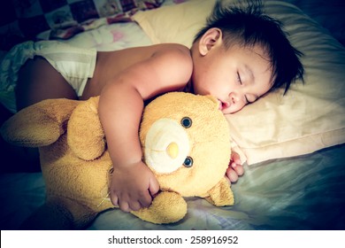 Vintage Child Sleep With A Teddy Bear.