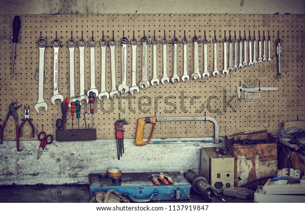 Vintage garage tools\
mechanic