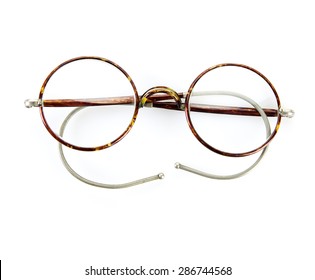7,189 Circle vintage glasses Images, Stock Photos & Vectors | Shutterstock