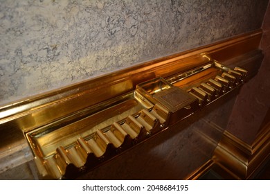 Vintage  Gold Stand And Ashtray For Cigars