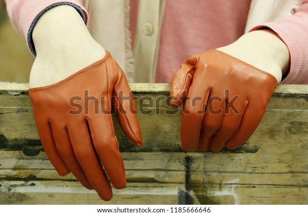 fancy leather gloves