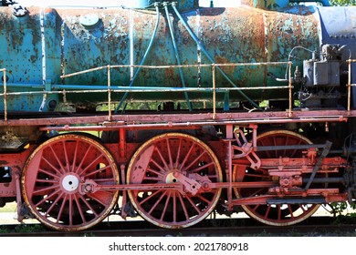 Vintage locomotive wheels. High quality photo. Selective focus