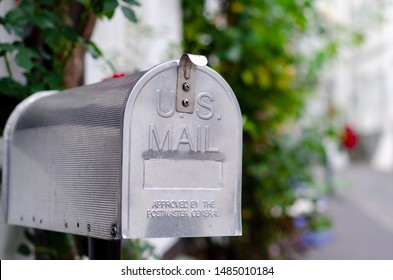 Vintage Metal US Post Mail Box 