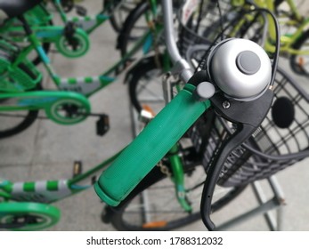 190 Bike bell silver Images, Stock Photos & Vectors | Shutterstock