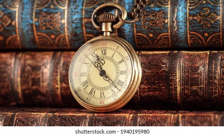 Vintage Pocket Watch Vintage Background Concept Stock Photo 1940195980 ...