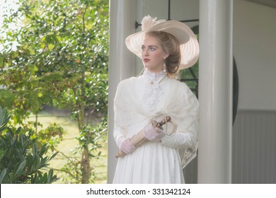 white victorian hat