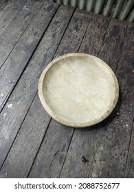 Vintage Primitive Paper Mache Bowl


