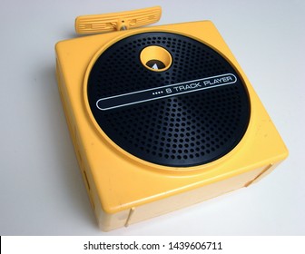 Vintage Retro 8 Track Music Player                              